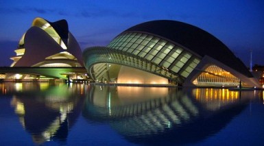 La Cité des Arts et des Sciences de Valence de nuit