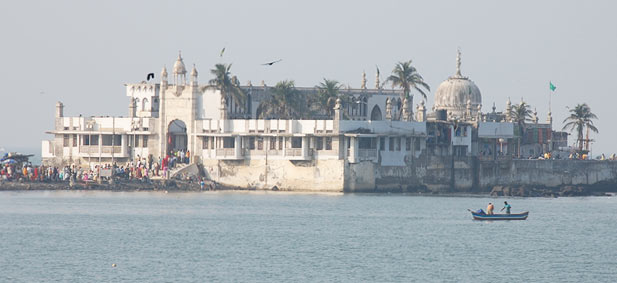 haji-ali-mosque-mumbai